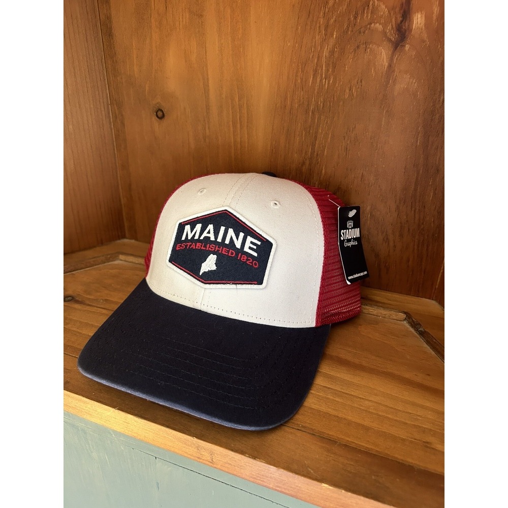 Maine Established 1820 Snapback Hat Red White and Blue BRAND‎ NEW